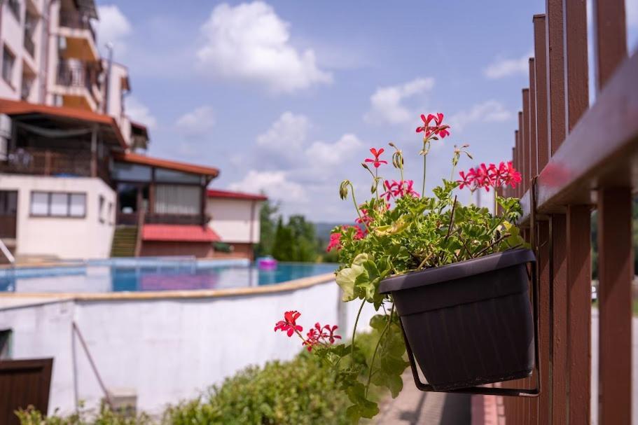 Tryavna Lake Hotel & Spa Kültér fotó