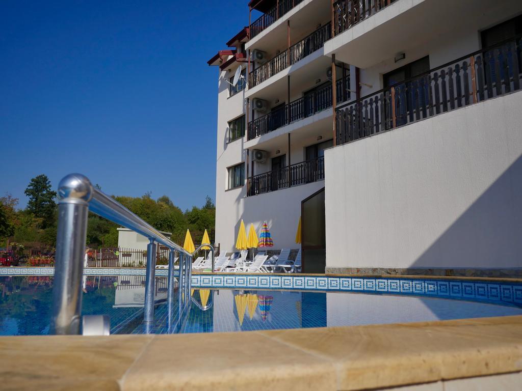 Tryavna Lake Hotel & Spa Kültér fotó